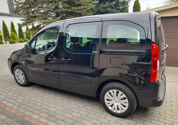 Citroen Berlingo cena 22900 przebieg: 175791, rok produkcji 2009 z Kłecko małe 407